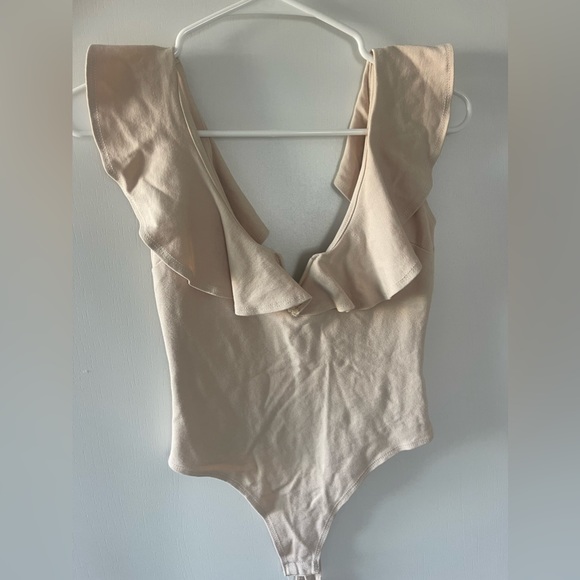 Lulu’s Ruffled Bodysuit - Picture 4 of 7